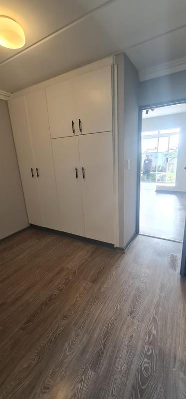 1 Bedroom Property for Sale in Gordons Bay Western Cape